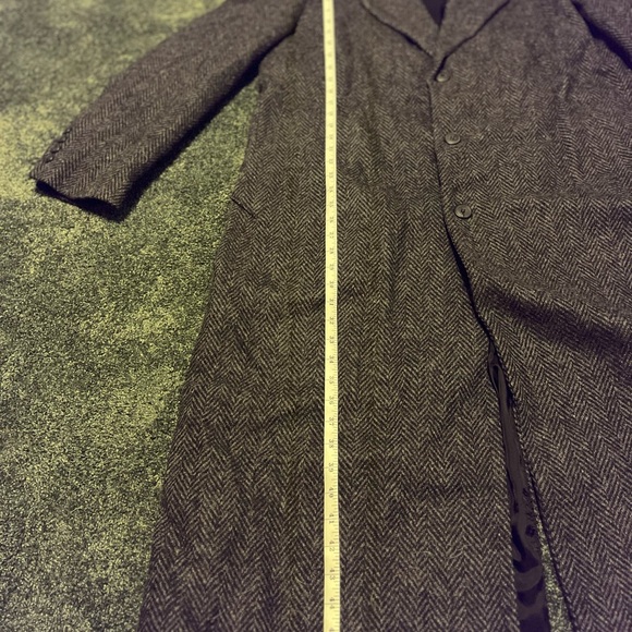 Men’s Wool Gray Trench Coat - Picture 4 of 9